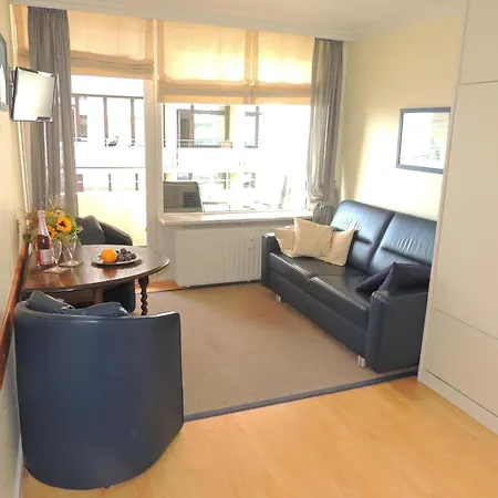 Haus-am-meer-056-wb *